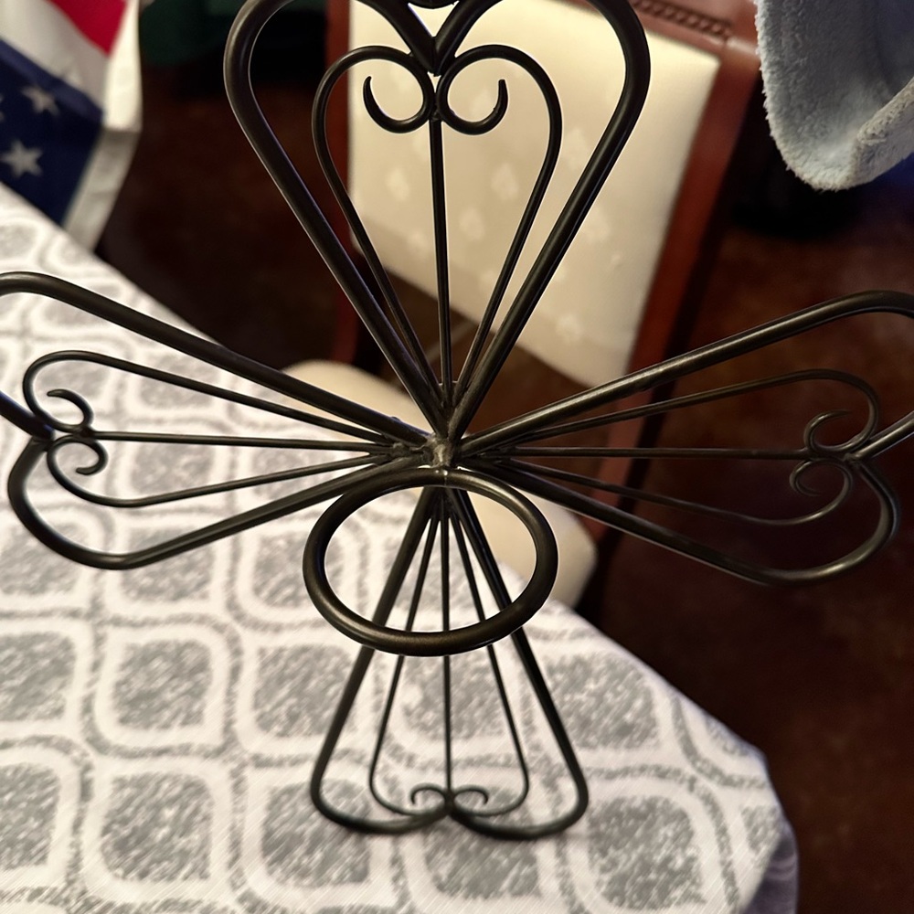 Partylite Elegant Black Metal Wall Cross Decor - Picture 3 of 3